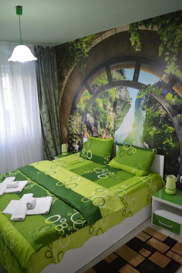Green Rooms Hunedoara Exterior foto