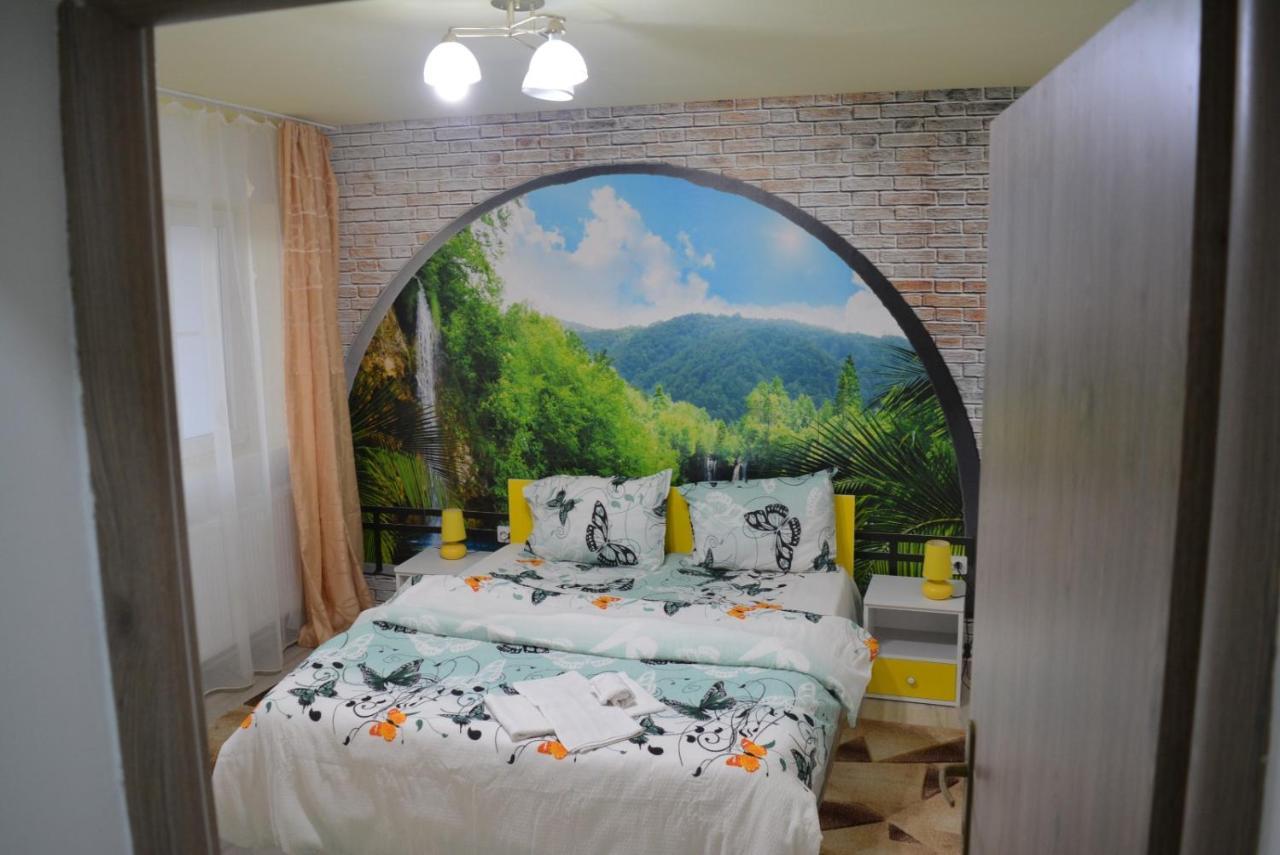 Green Rooms Hunedoara Exterior foto